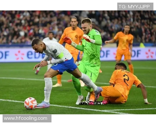 荷兰足球历史上的杰出球员与近代明星球员全景回顾